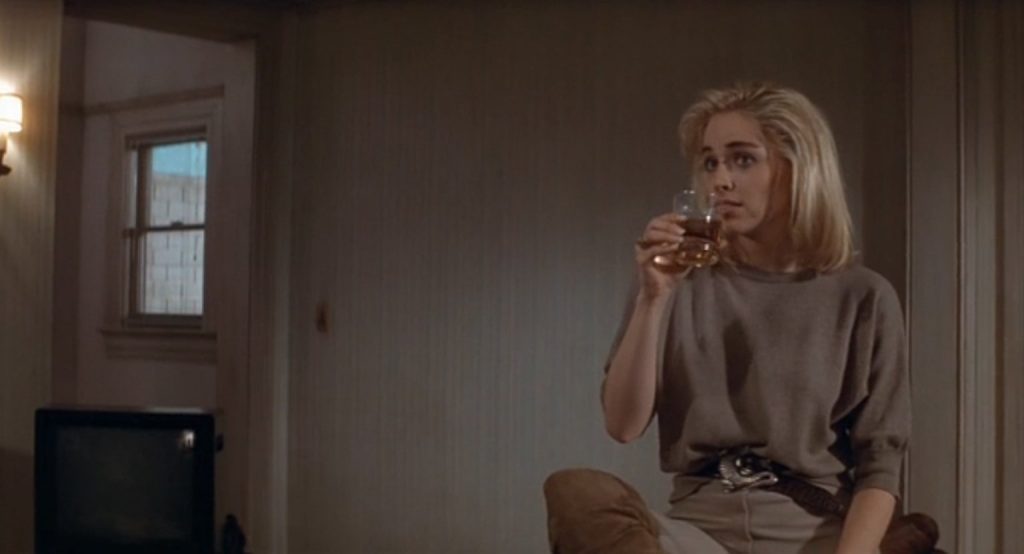 Placement. Product placement: Реклама в кино на примере агента 007