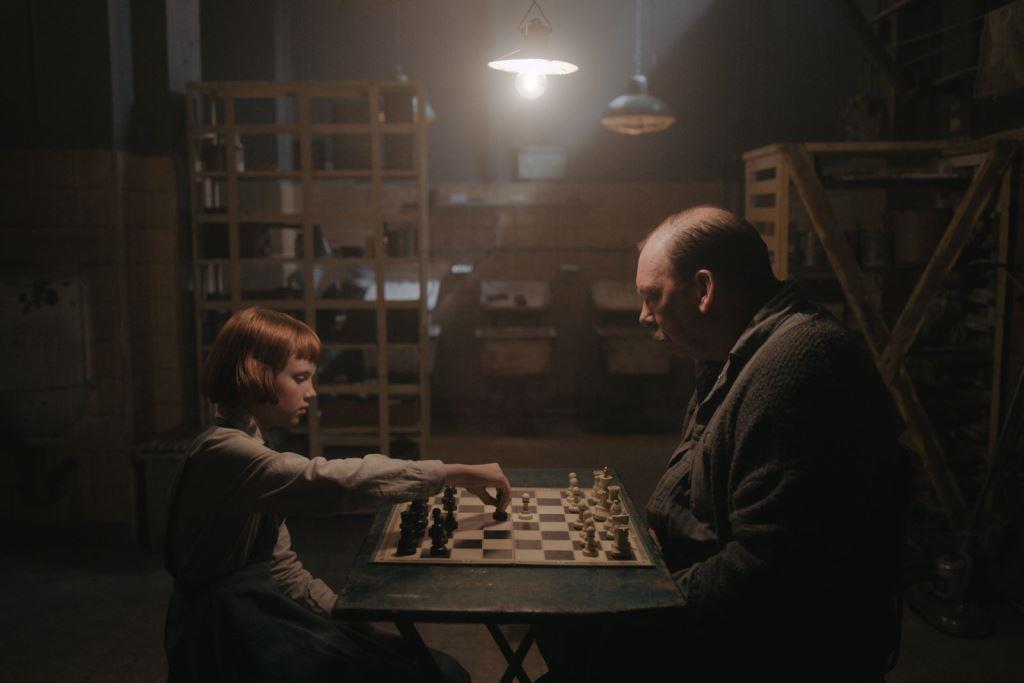 Чему может научить предпринимателя сериал «Ход королевы» от Нетфликса — 4 стратегических приема